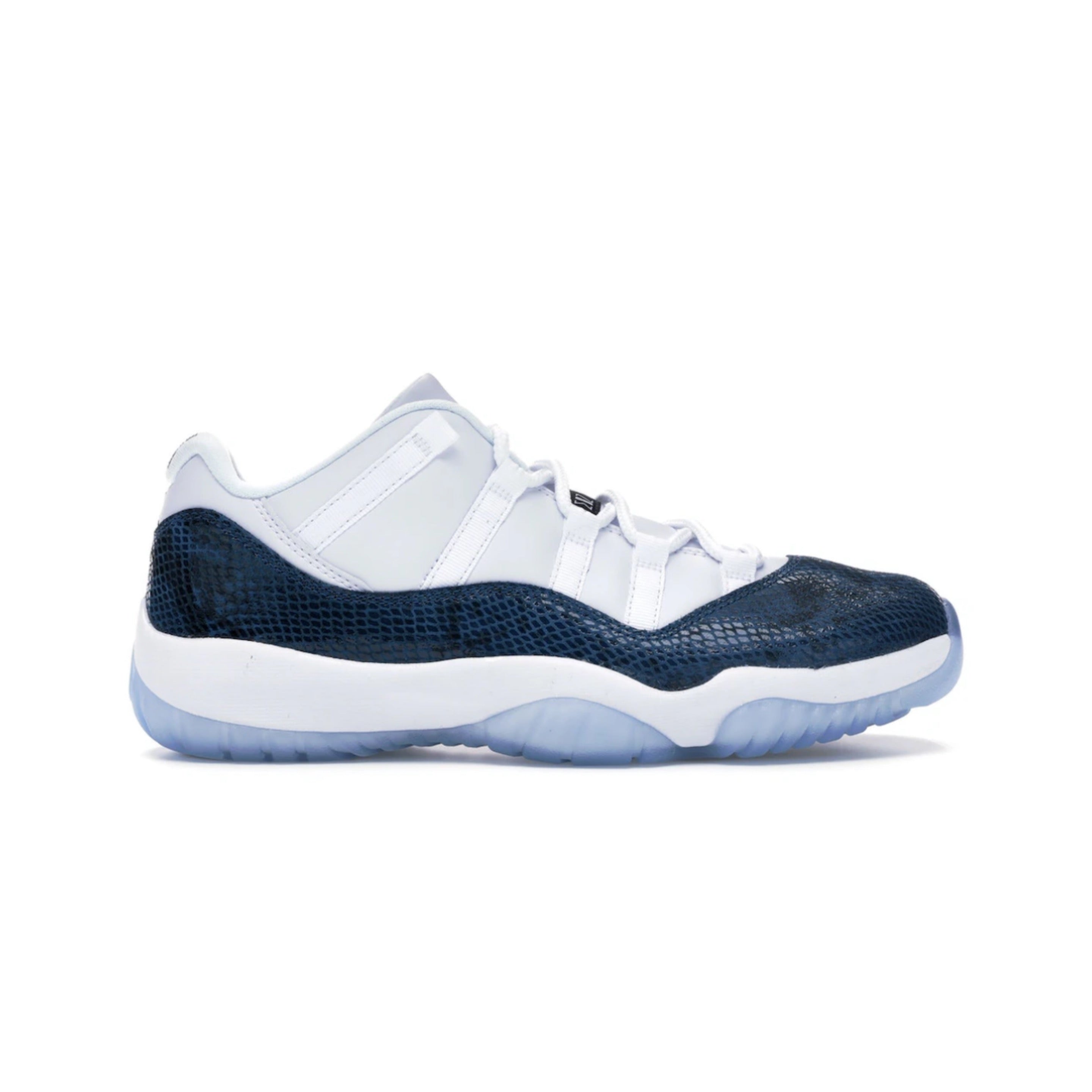 Jordan 11 Low Snake Navy (2019)