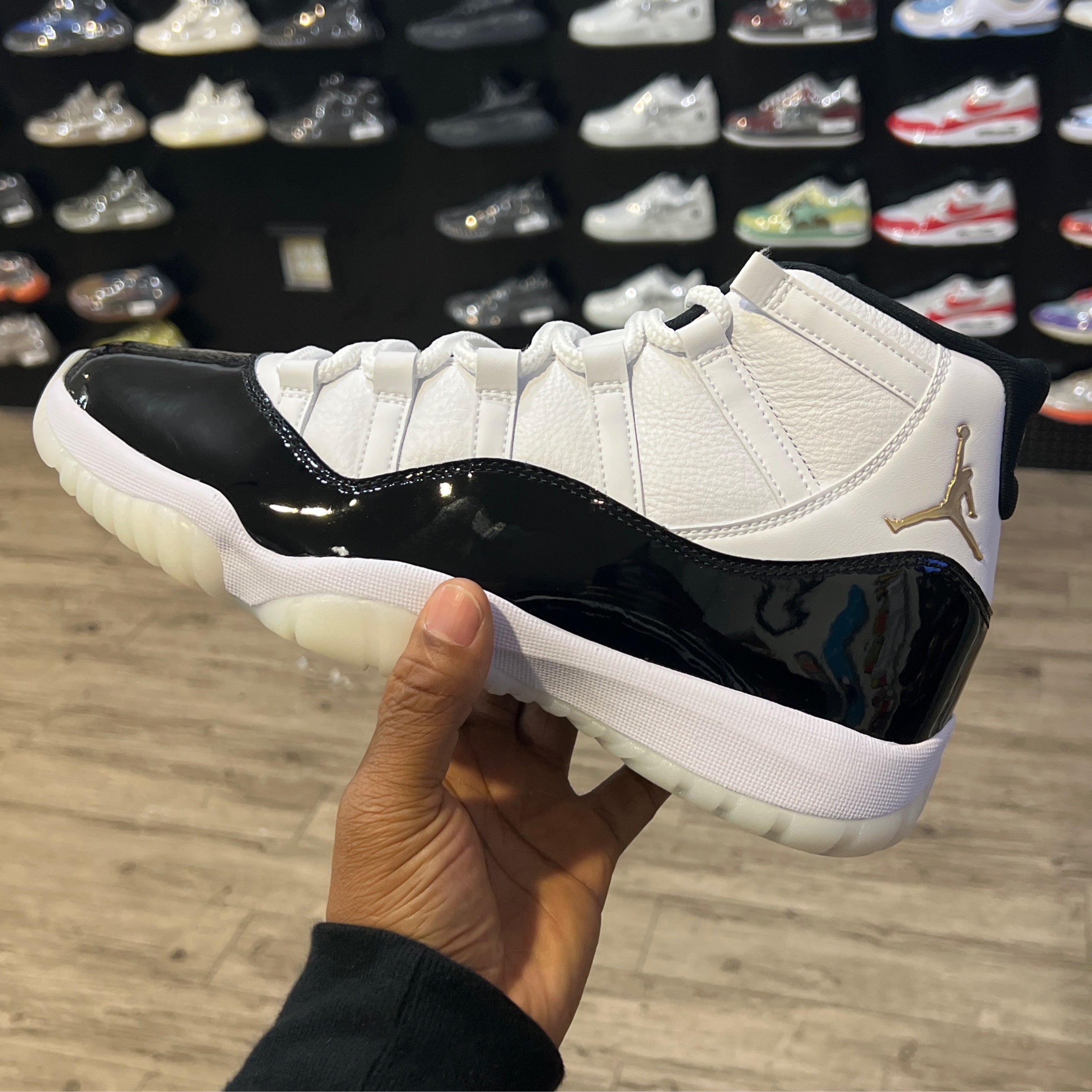 Jordan 11 DMP Gratitude Sz 11