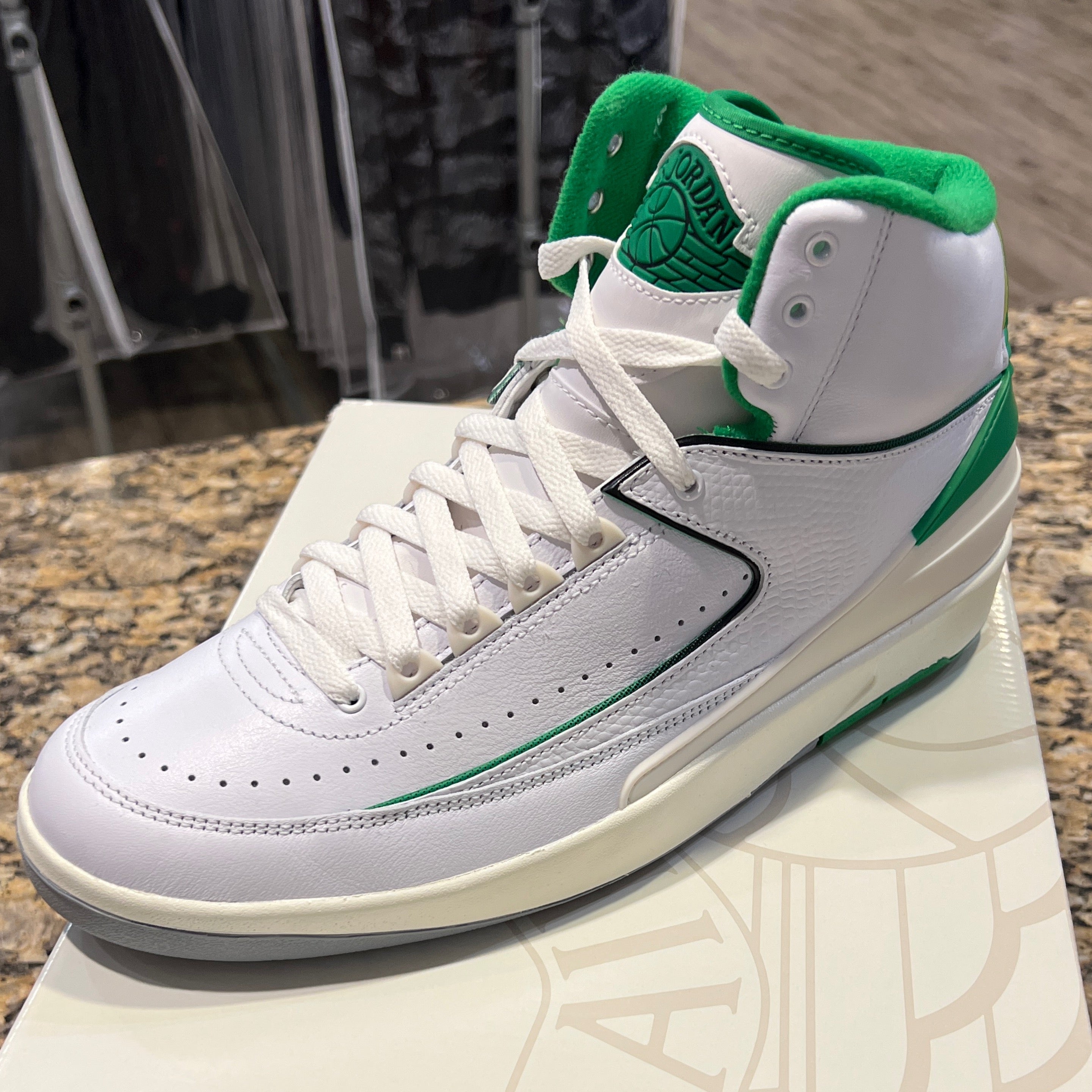 Jordan 2 Lucky Green SZ 10.5