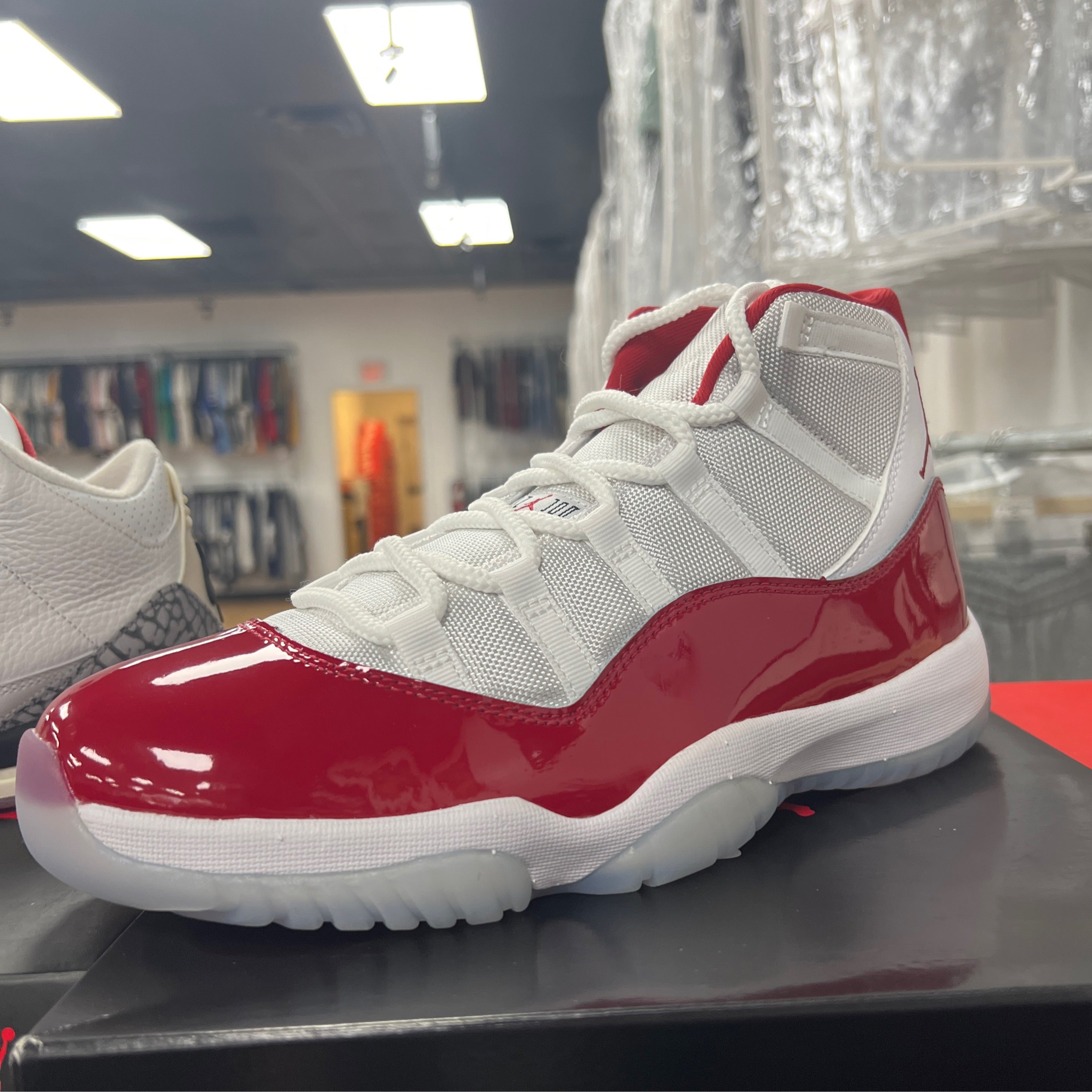 Jordan 11 Cherry SZ 11