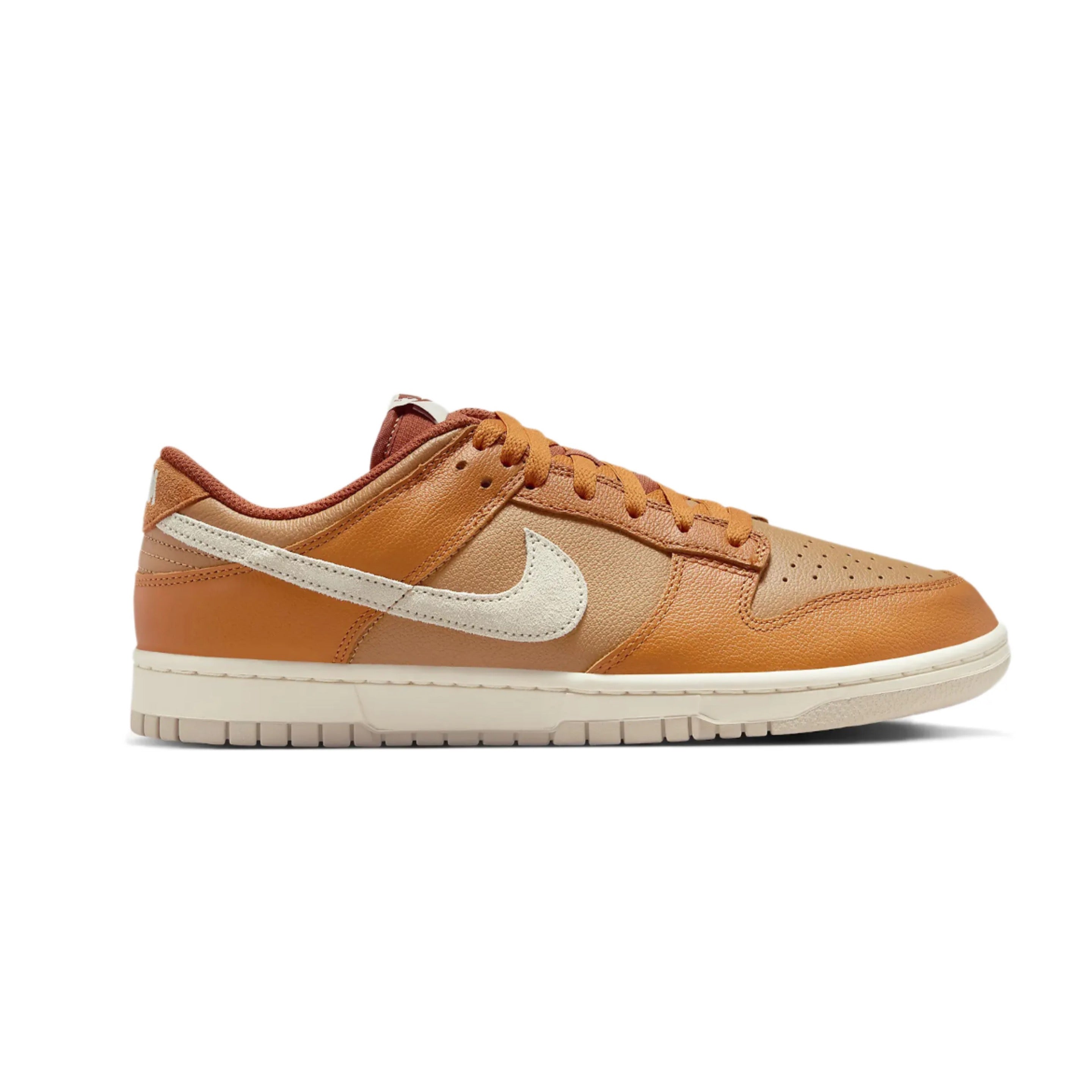 Nike Dunk Low SE Monarch