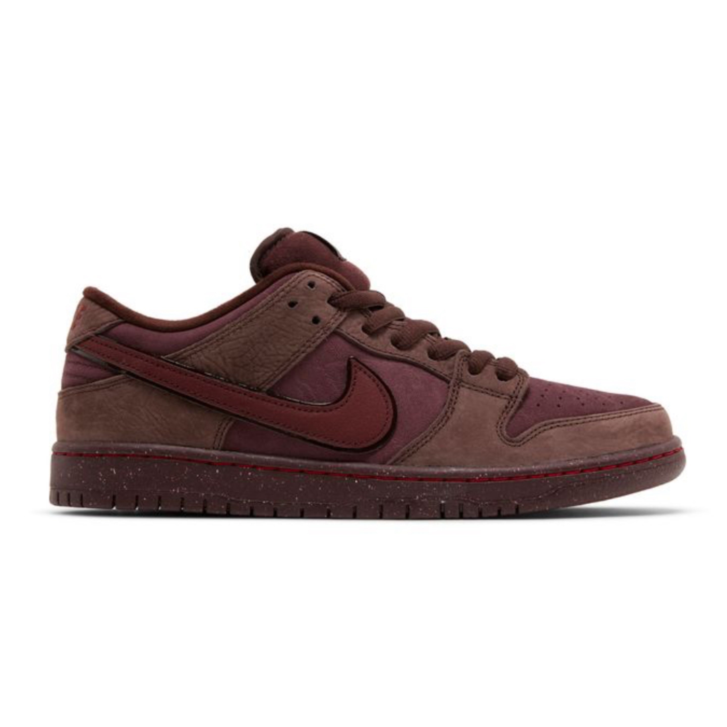 Nike SB Dunk Low Burgundy Crush